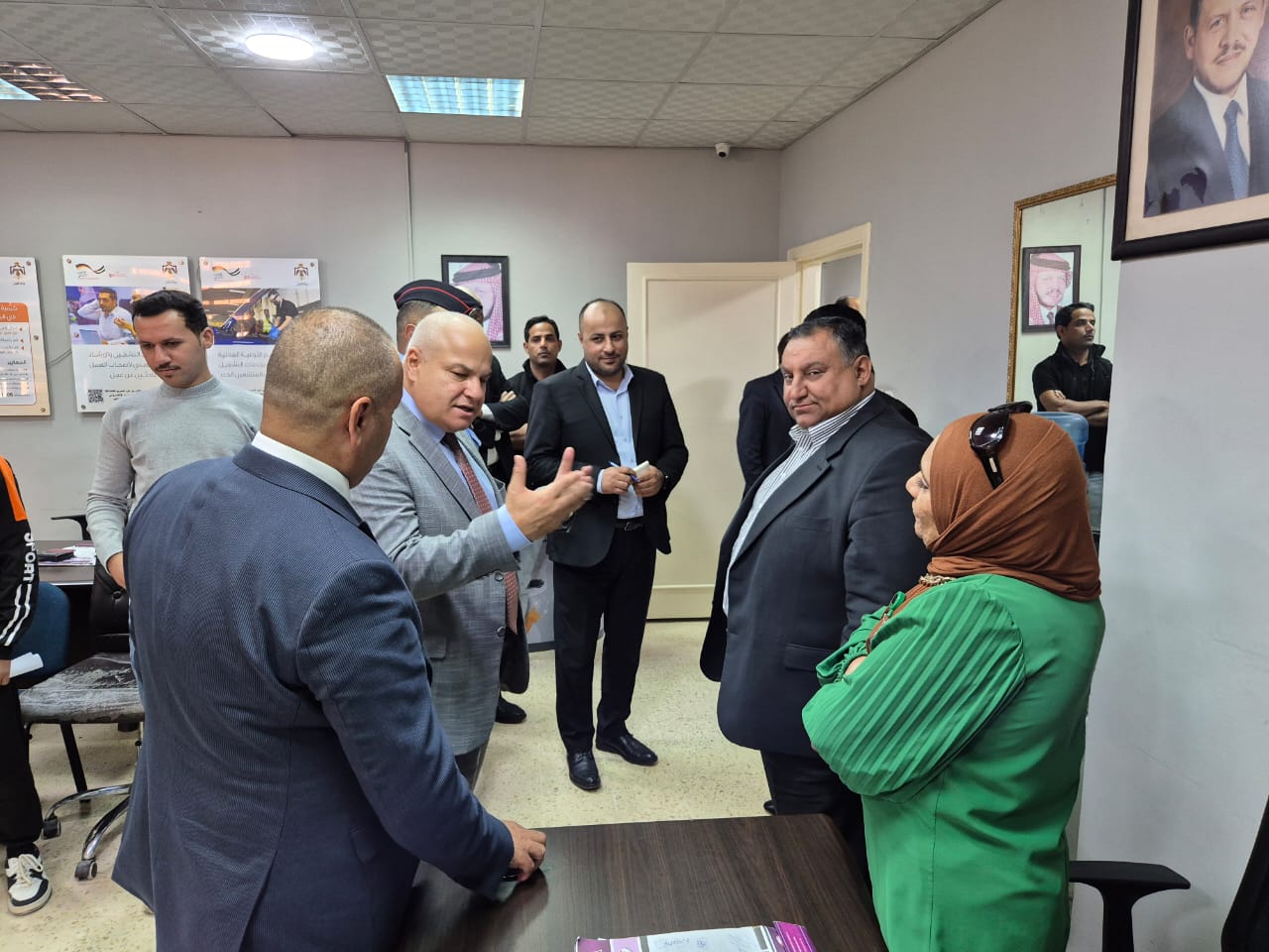 Madar Al-Saa Images 0.07653147065340238