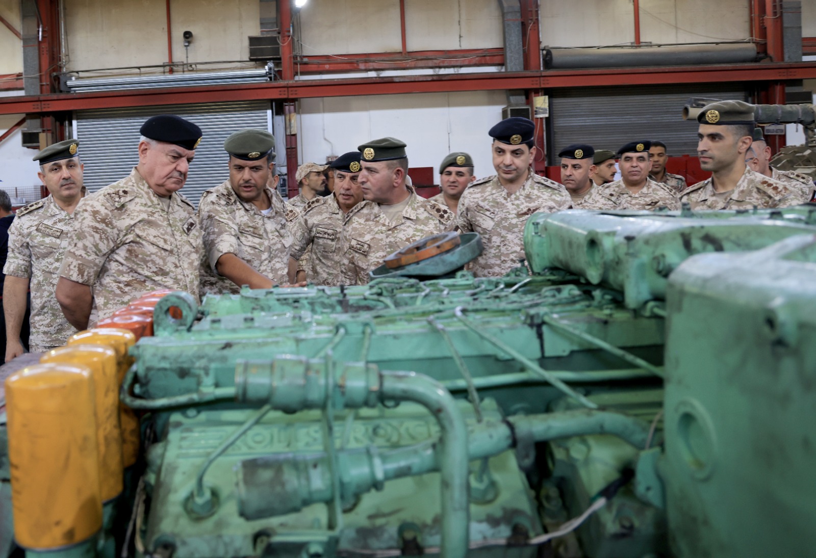 Madar Al-Saa Images 0.6886518195206197