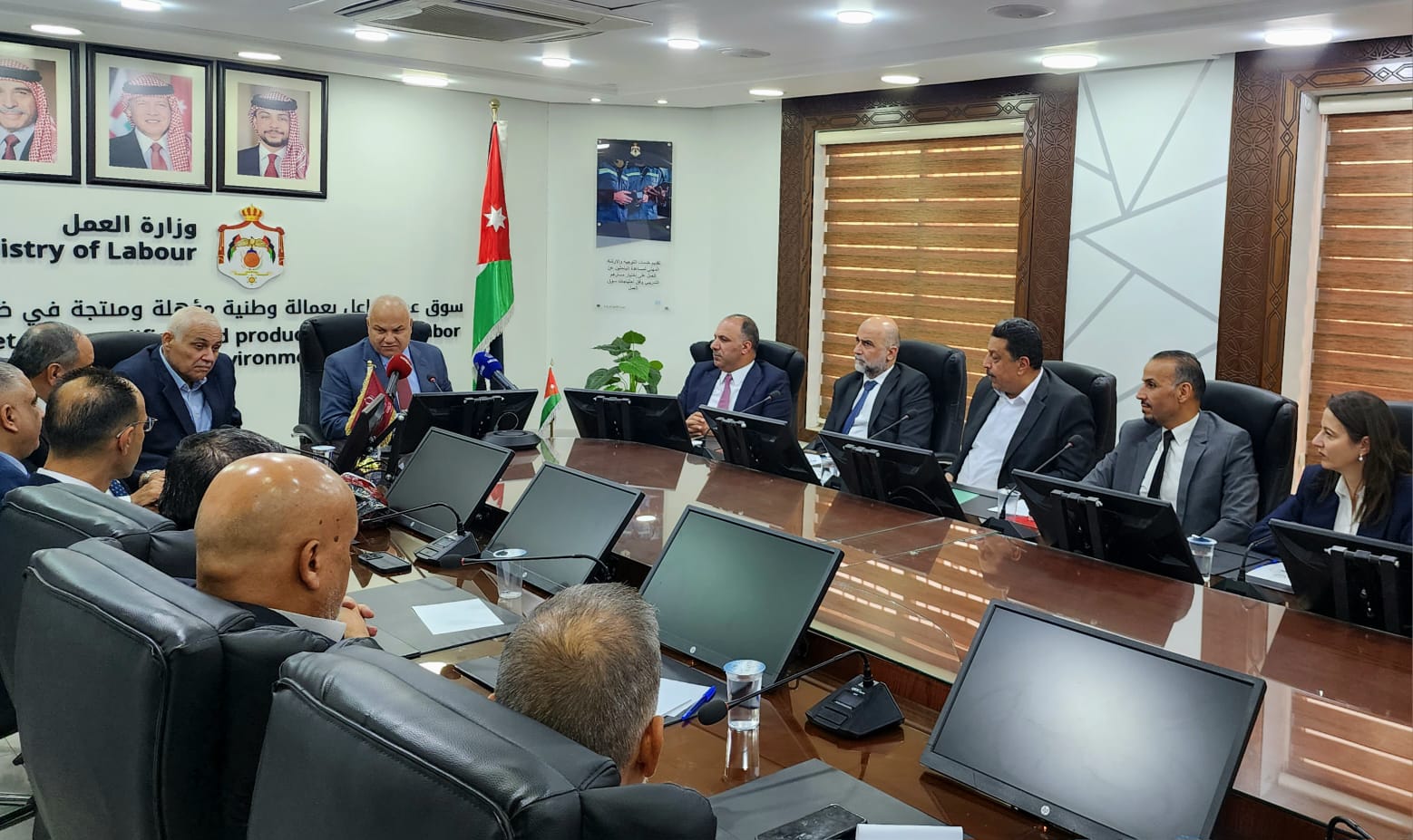 Madar Al-Saa Images 0.12032242448073815