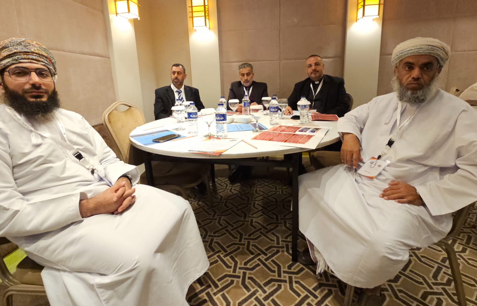 Madar Al-Saa Images 0.4421588952356019