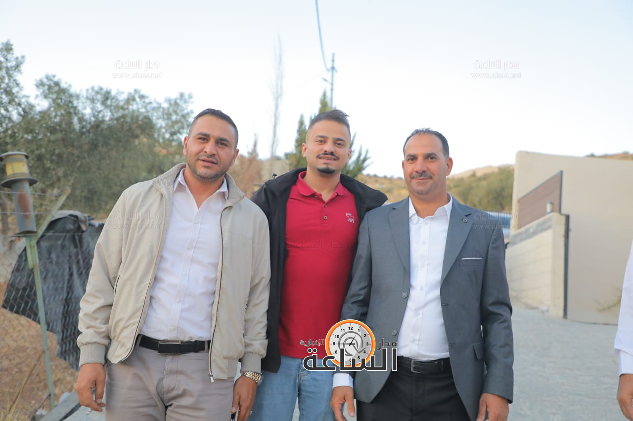 Madar Al-Saa Images 0.41993522095554003