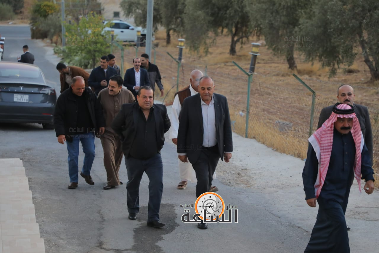 Madar Al-Saa Images 0.21835504592876176