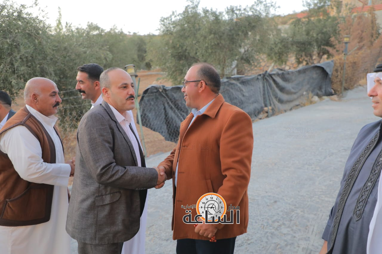 Madar Al-Saa Images 0.23243440823142336