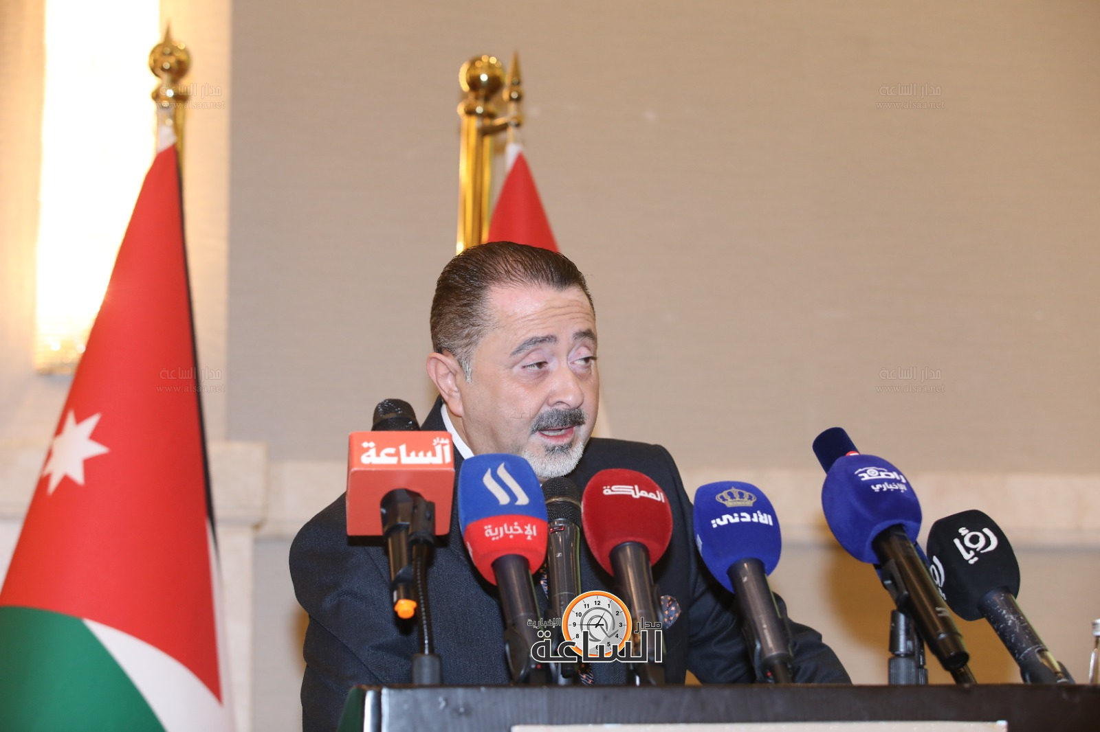 Madar Al-Saa Images 0.3119174572294028