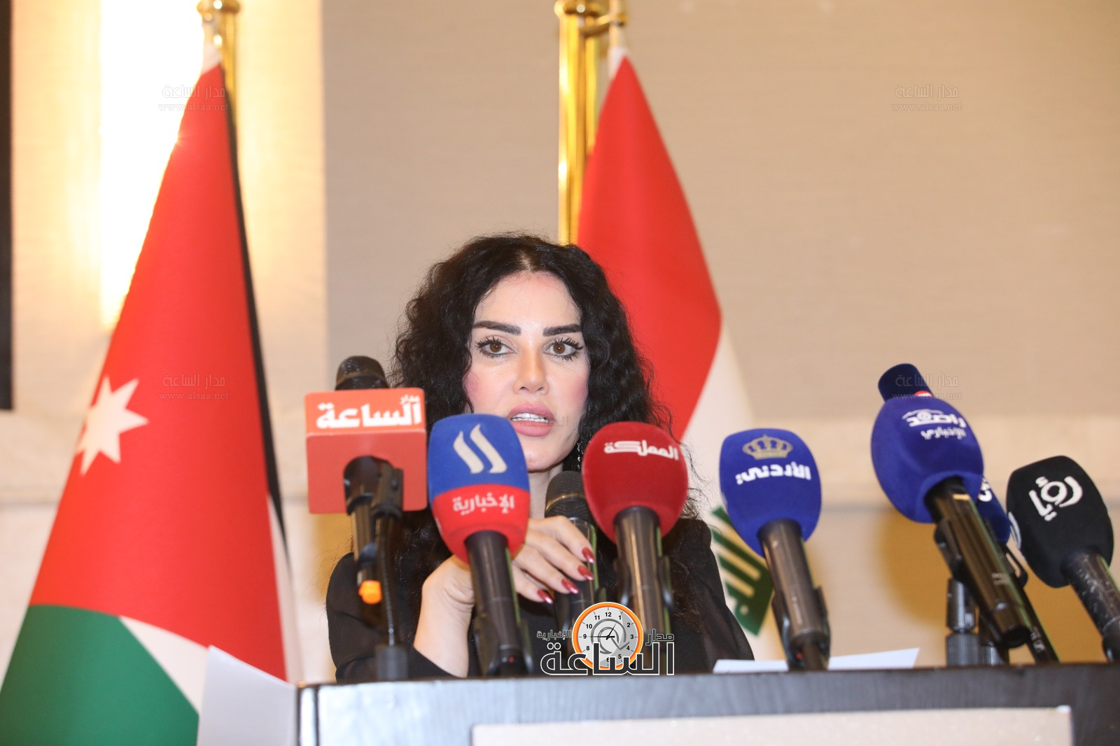 Madar Al-Saa Images 0.1294438707255685