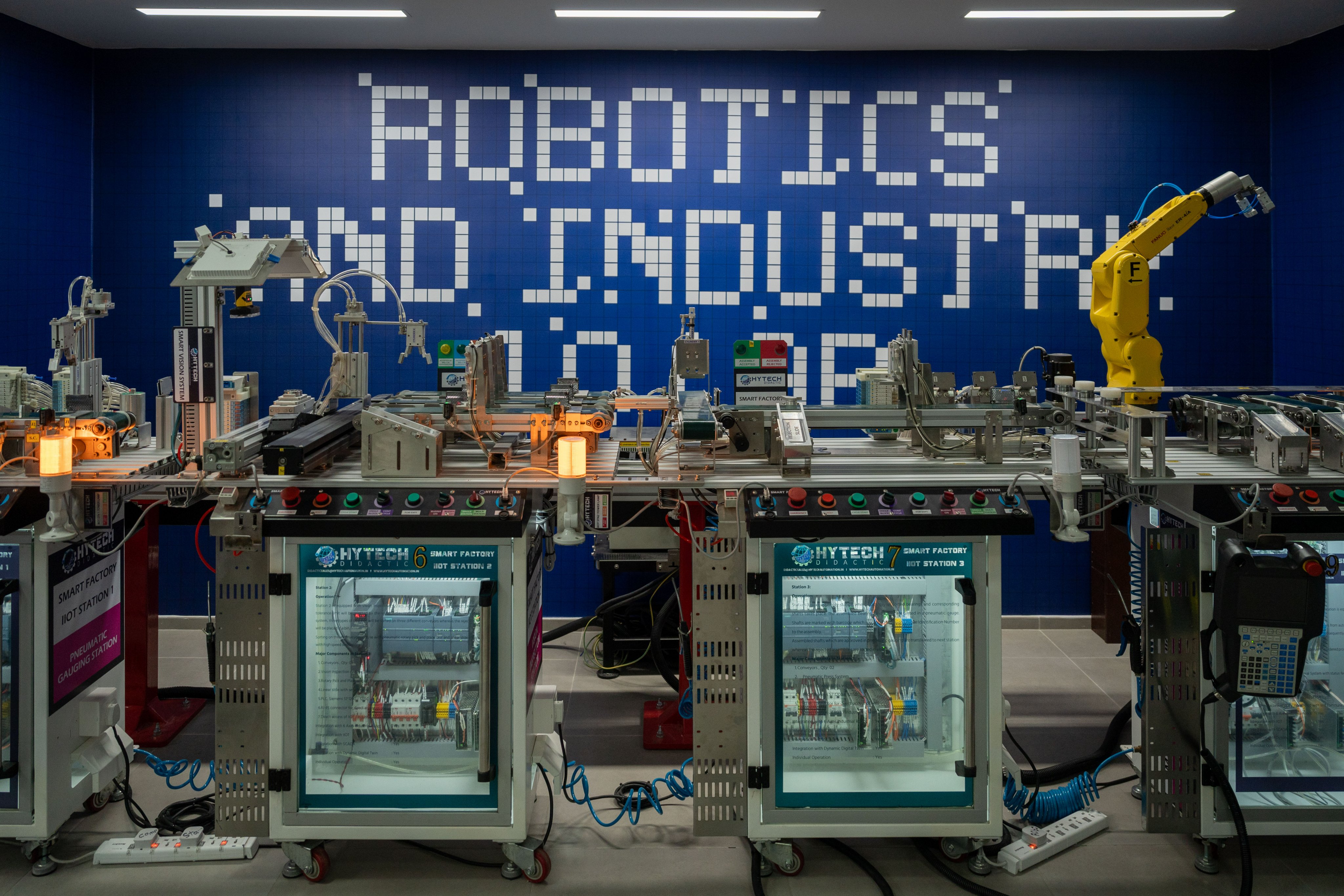 Madar Al-Saa Images 0.1687924795249951