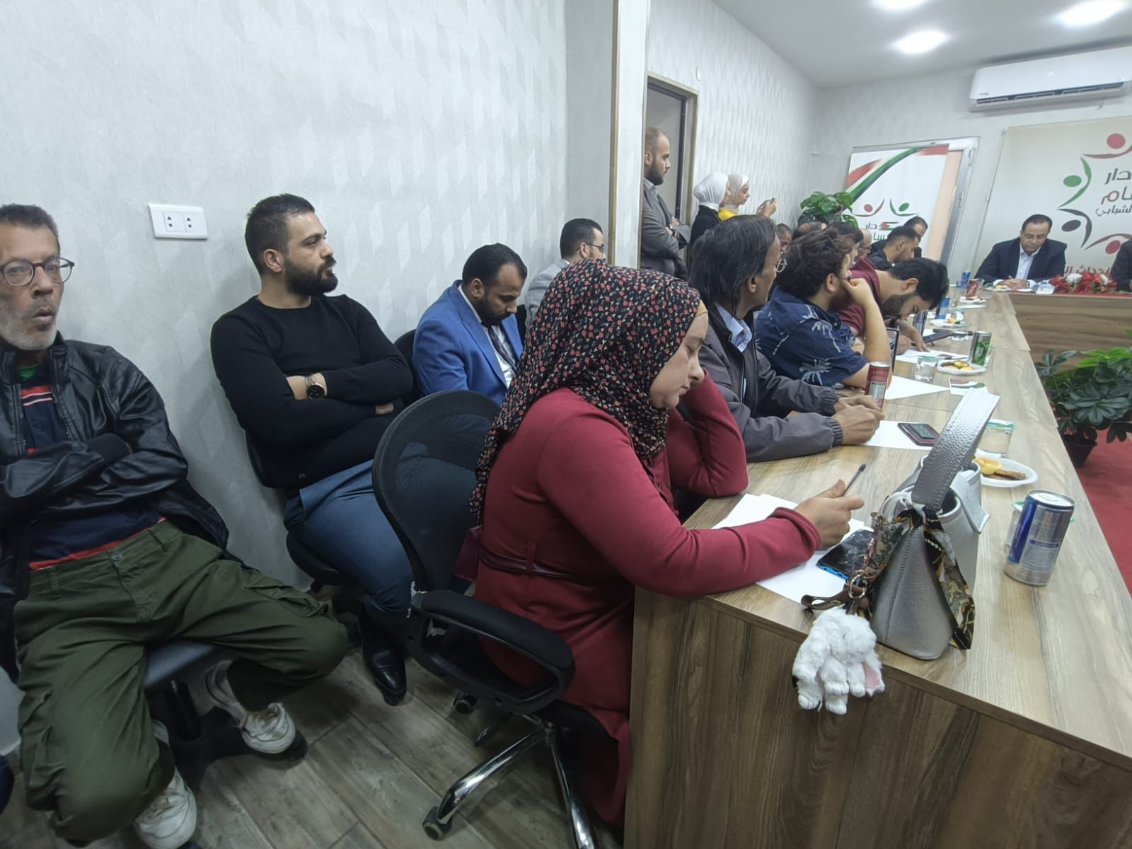 Madar Al-Saa Images 0.5700613951349296