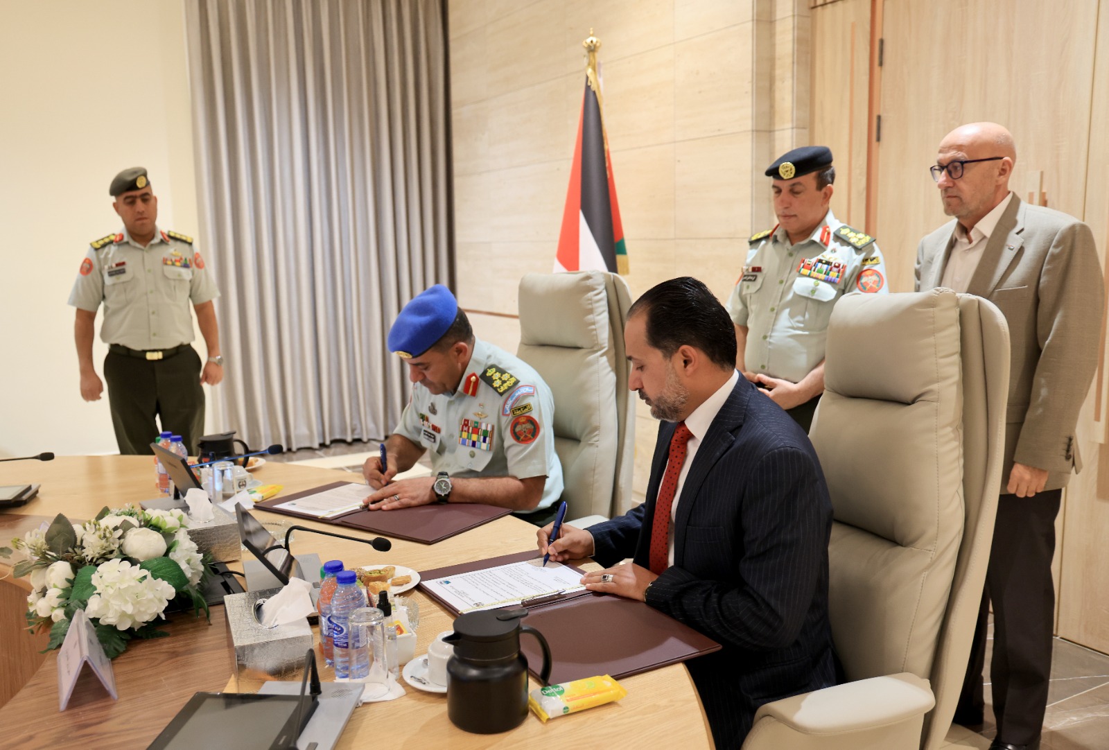 Madar Al-Saa Images 0.46541832681465656