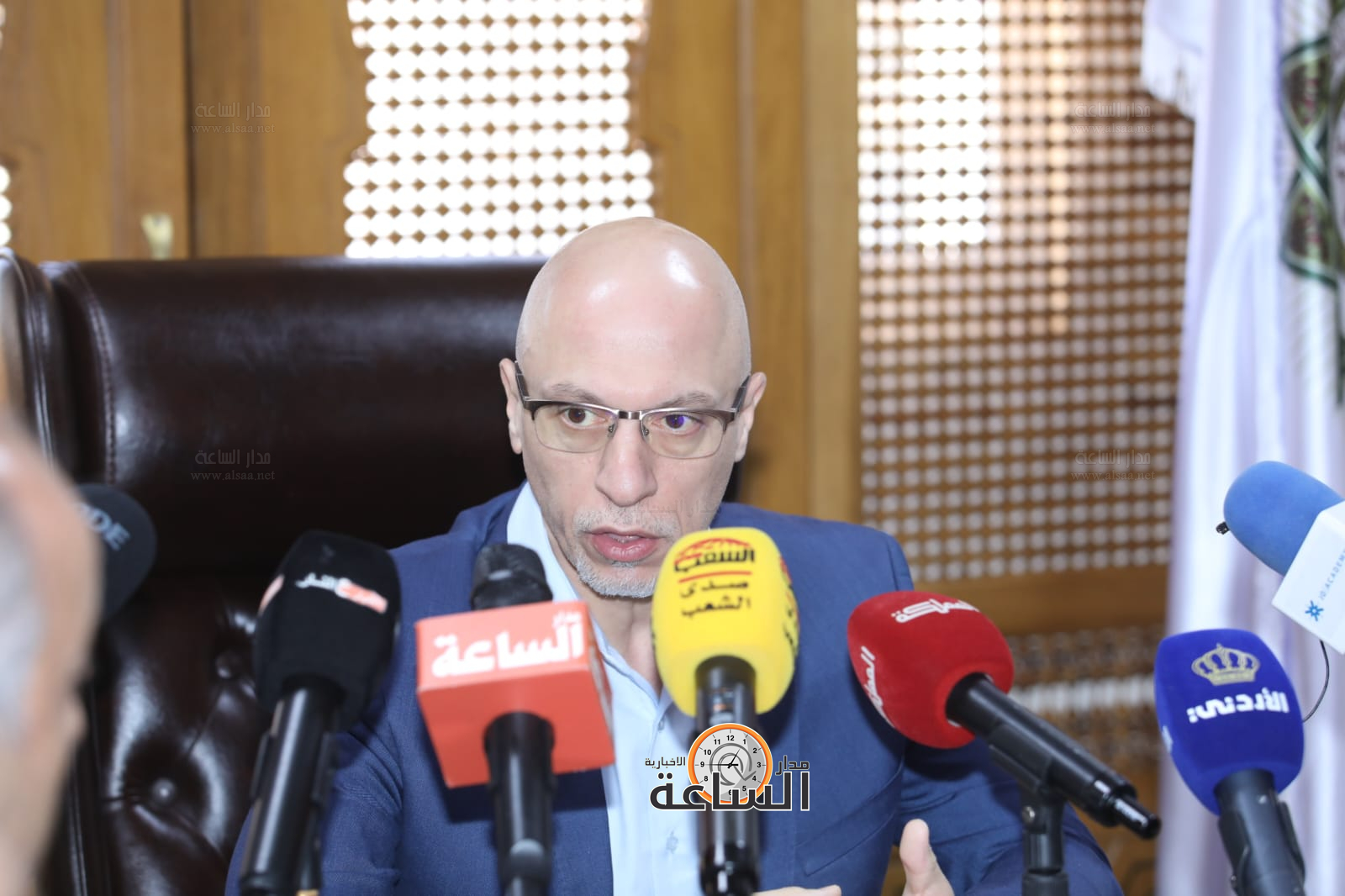 Madar Al-Saa Images 0.6924762365034483