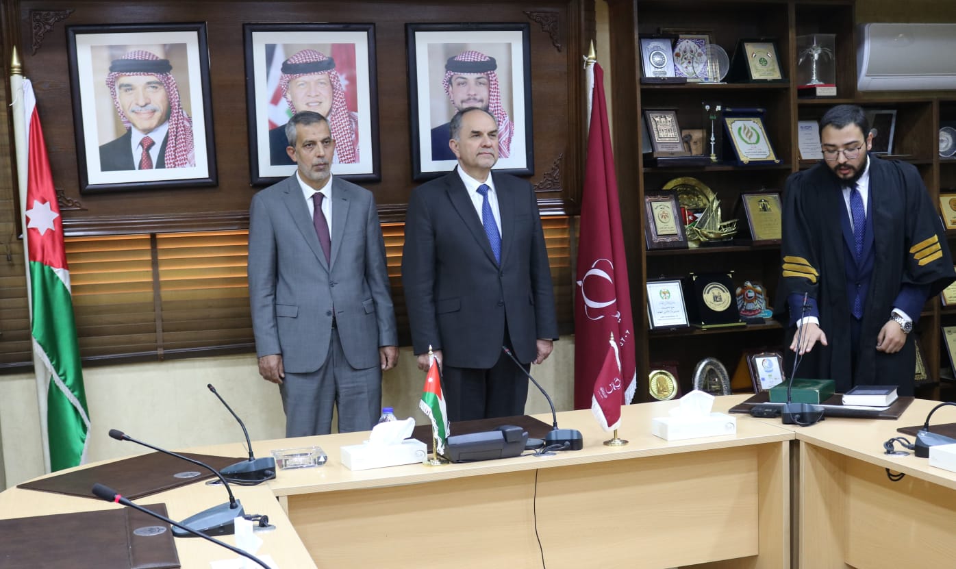 Madar Al-Saa Images 0.18247008550882216