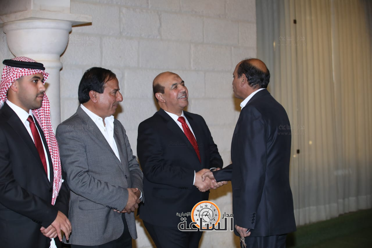 Madar Al-Saa Images 0.4239455630117992