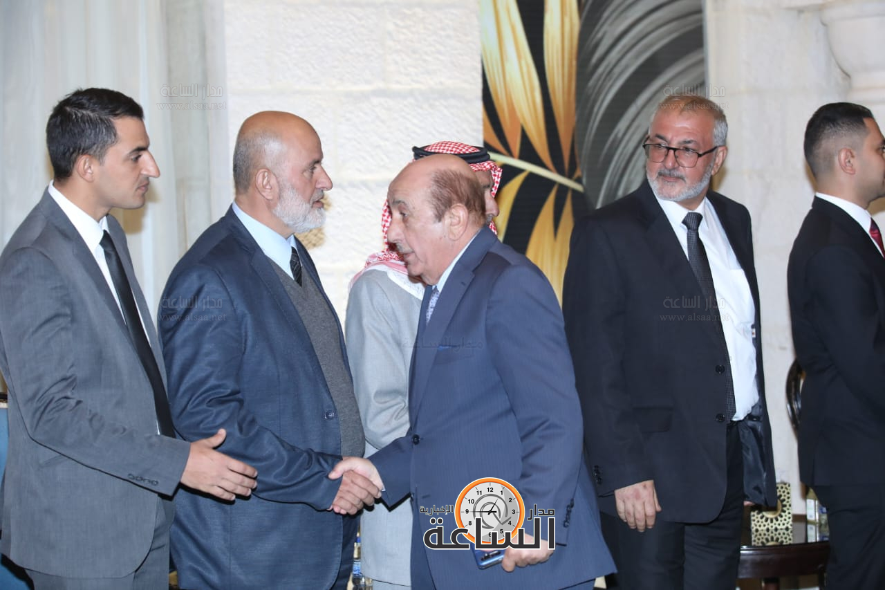 Madar Al-Saa Images 0.025131733478378715