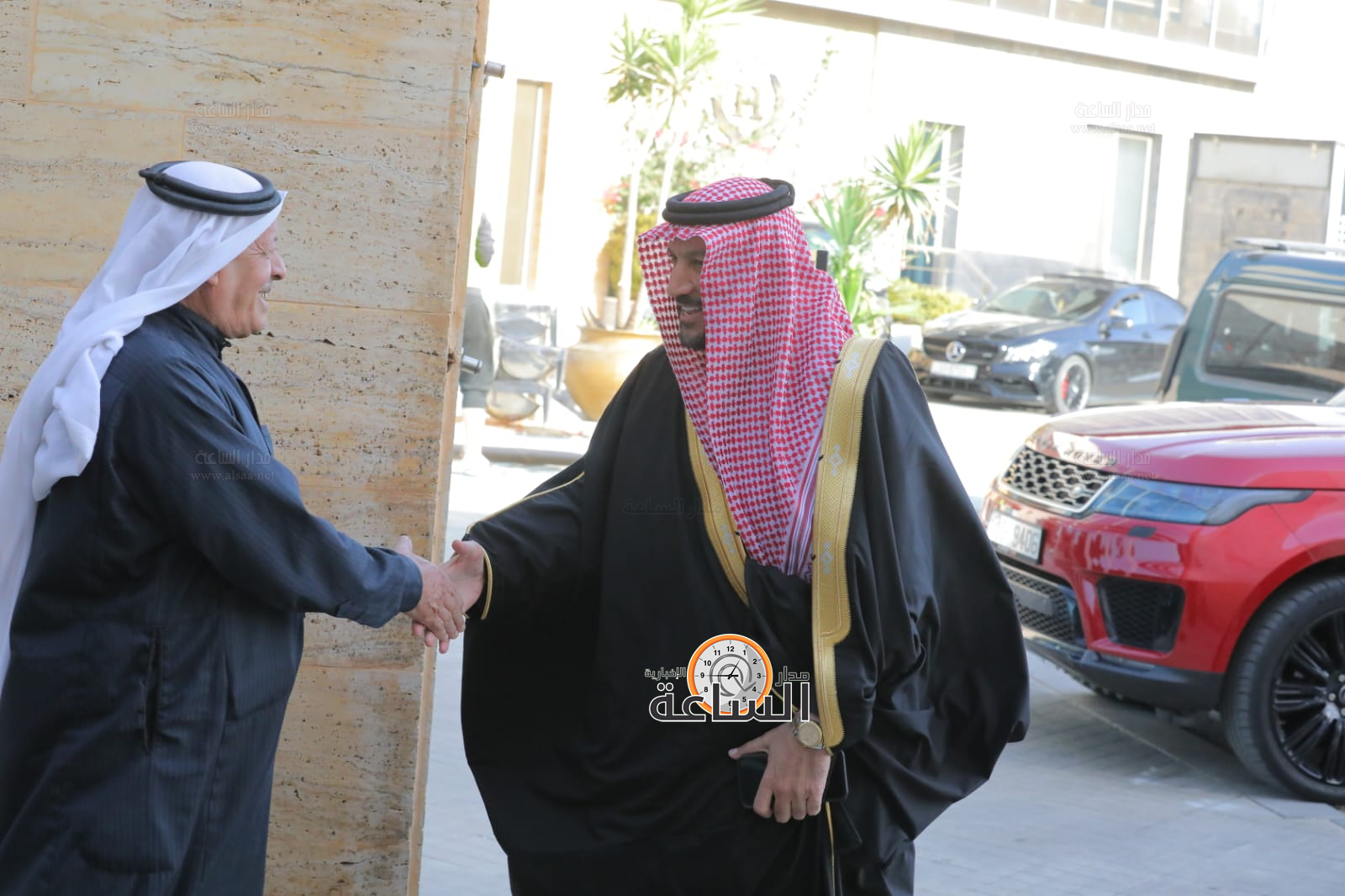 Madar Al-Saa Images 0.9219537870641901