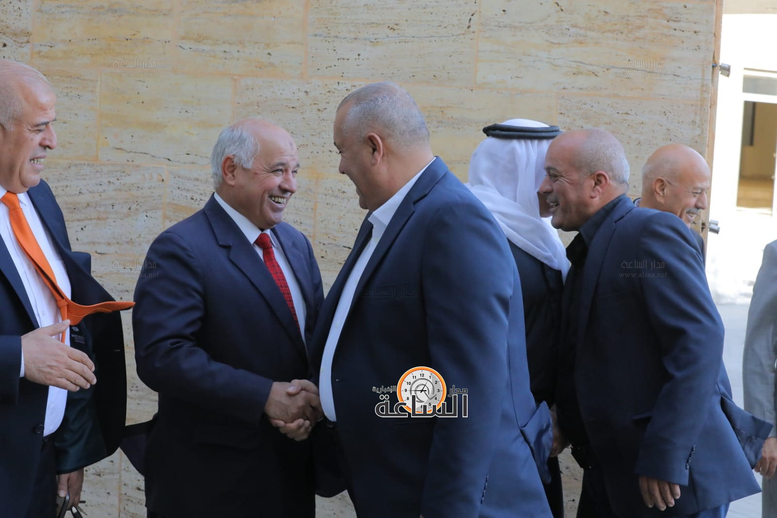 Madar Al-Saa Images 0.10126289097485519