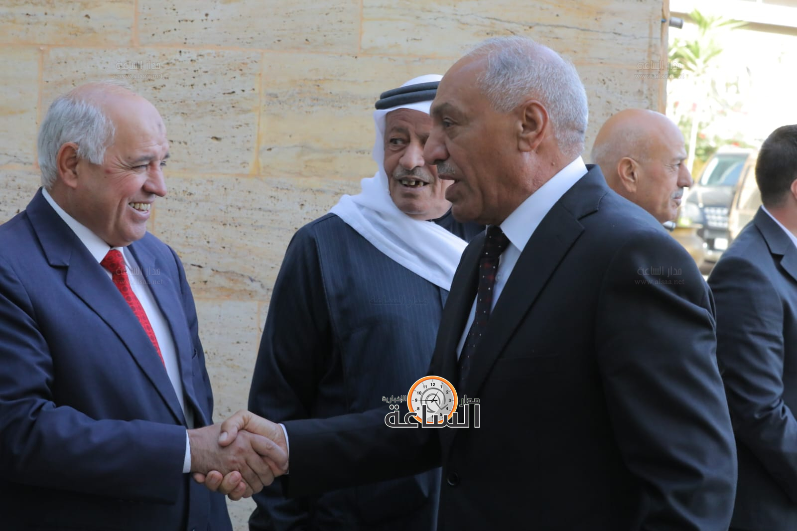 Madar Al-Saa Images 0.23927738318072156