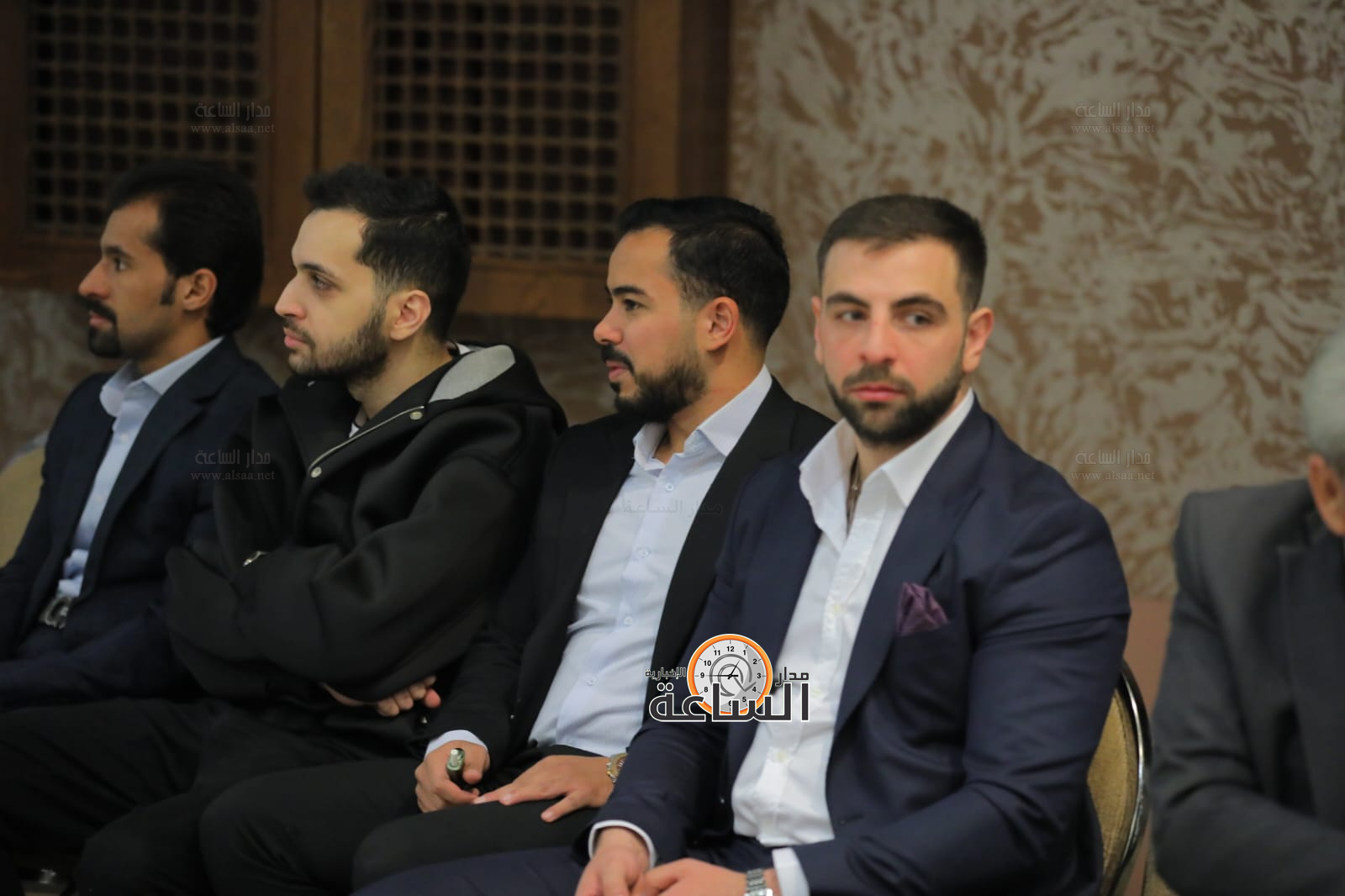 Madar Al-Saa Images 0.5233917814862263