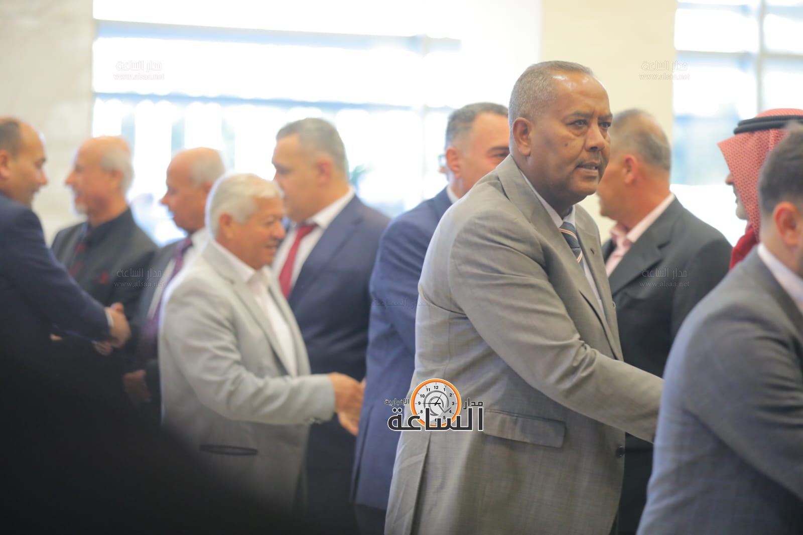 Madar Al-Saa Images 0.6554865683845881