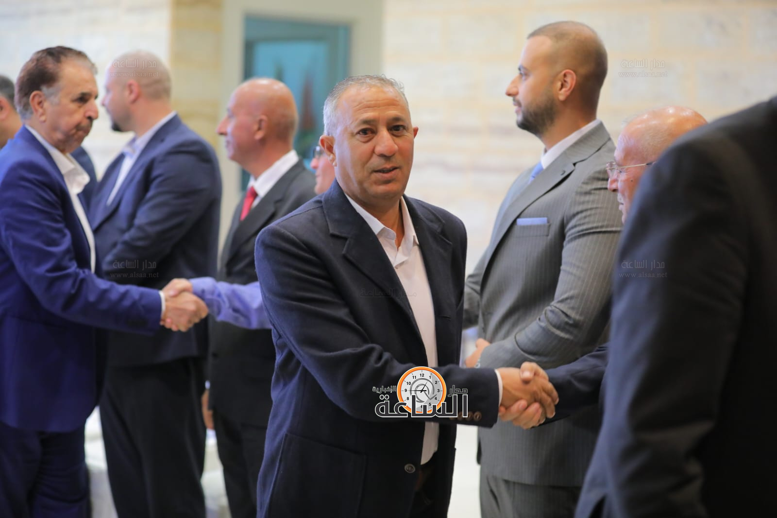 Madar Al-Saa Images 0.1581813329417079