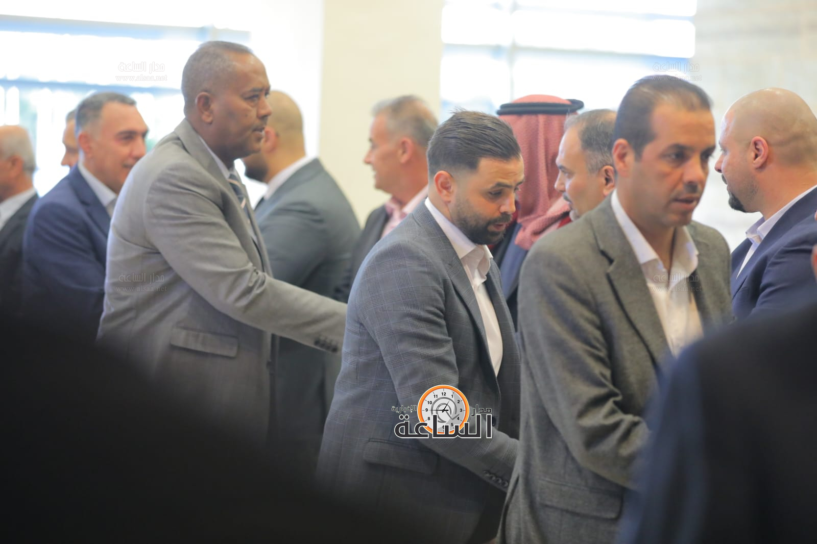 Madar Al-Saa Images 0.8298881338057578