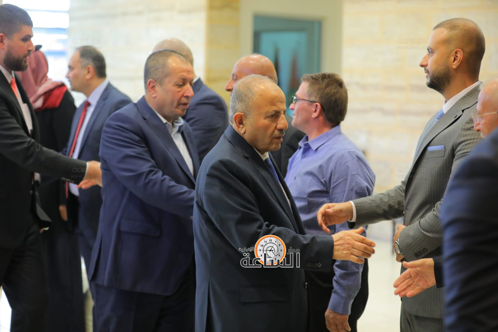 Madar Al-Saa Images 0.4610064707916408