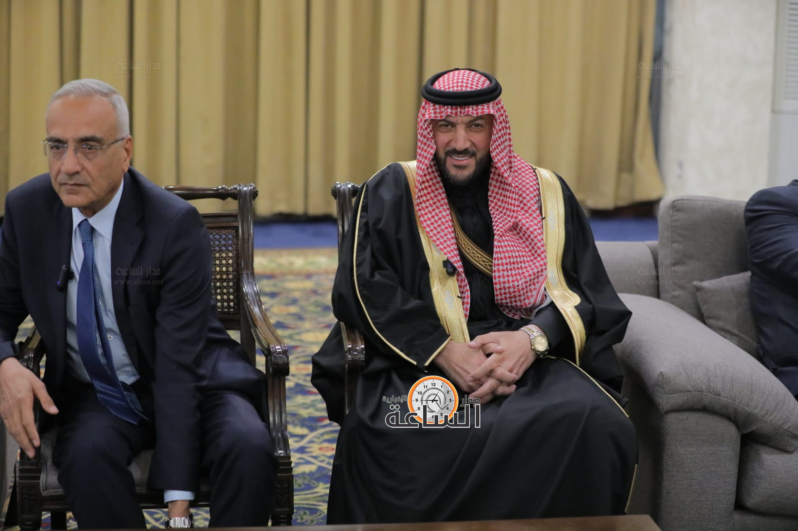 Madar Al-Saa Images 0.516837354209448