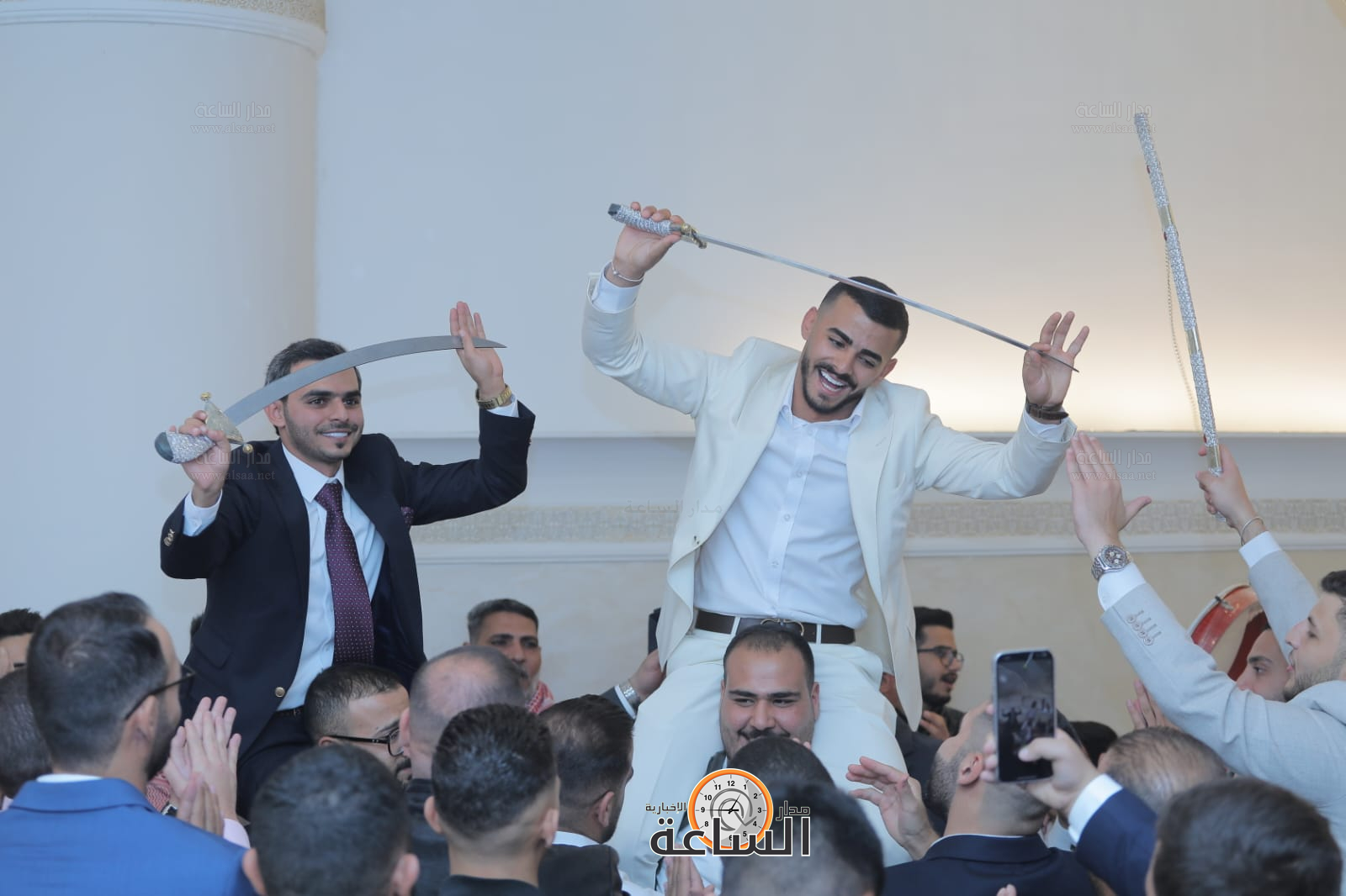 Madar Al-Saa Images 0.21022393353850077