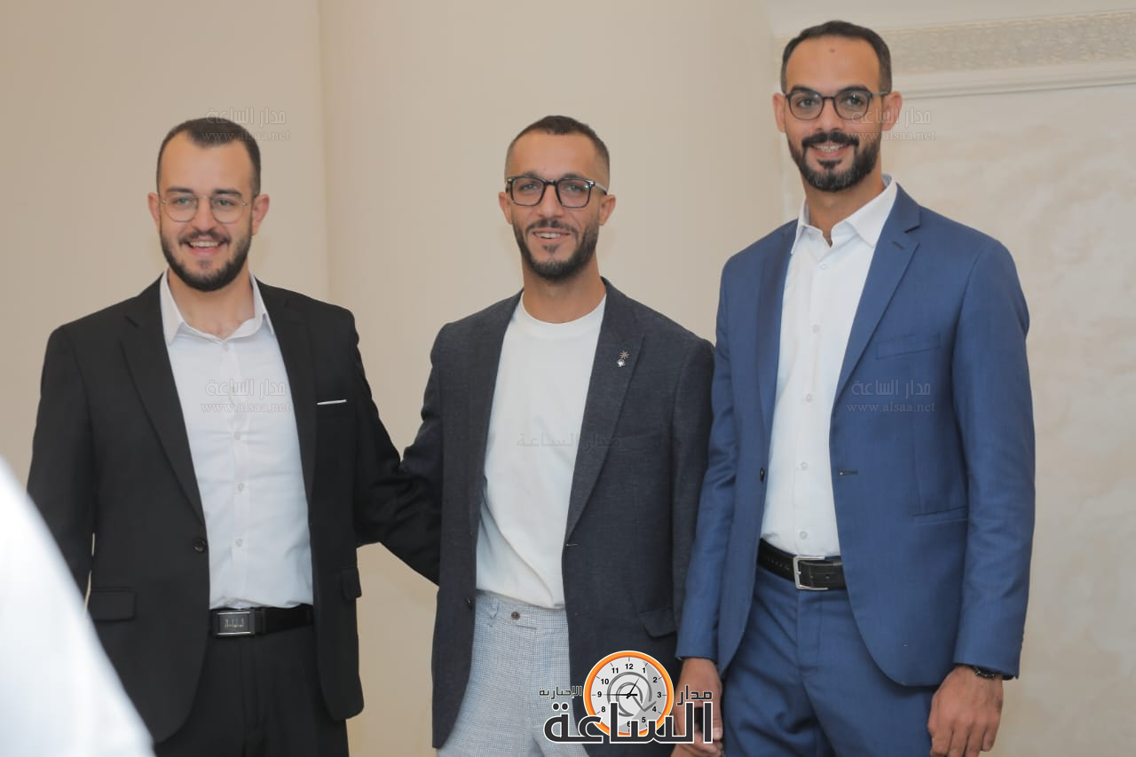 Madar Al-Saa Images 0.04586758554063364