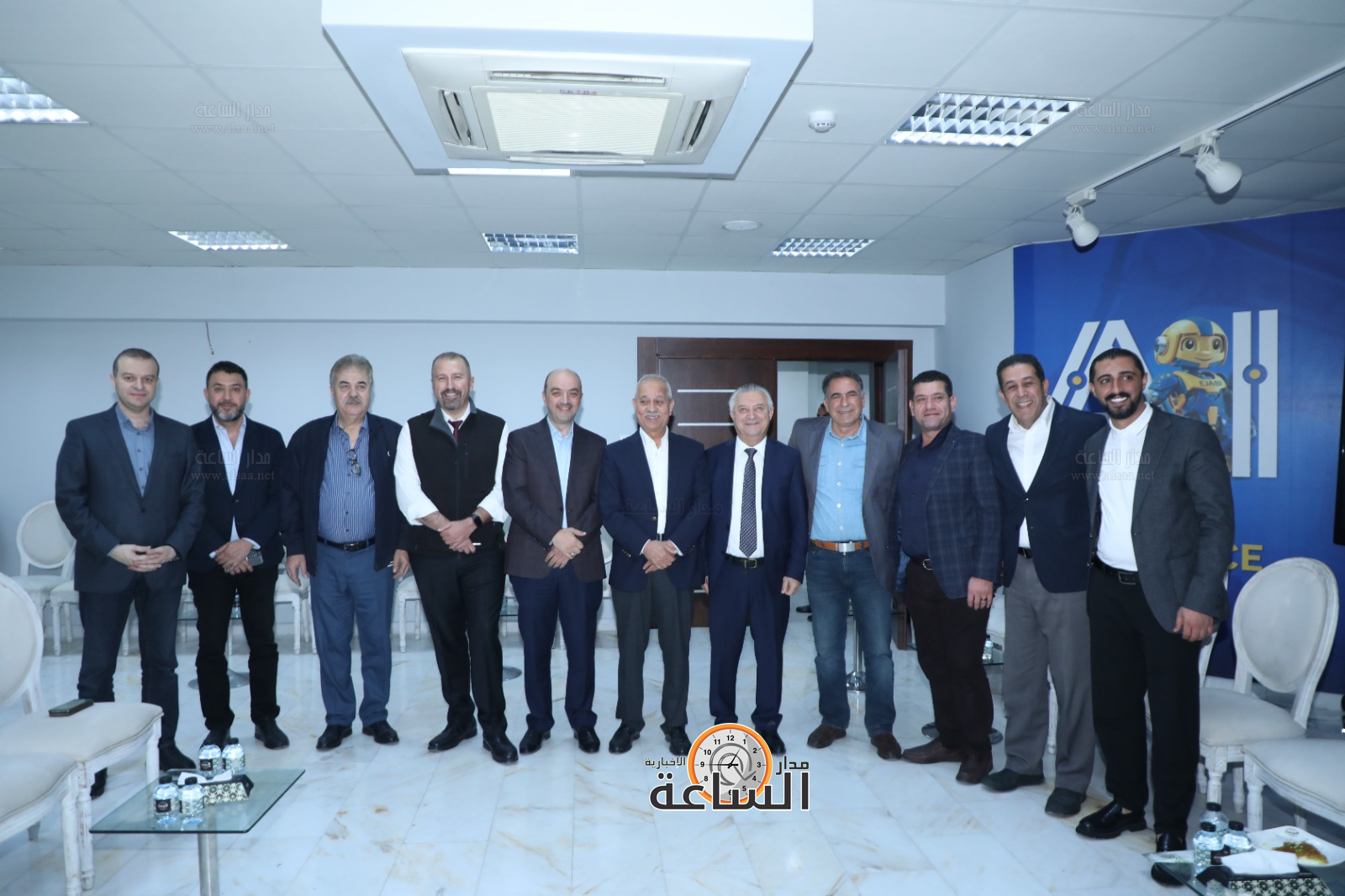 Madar Al-Saa Images 0.4550393434197211