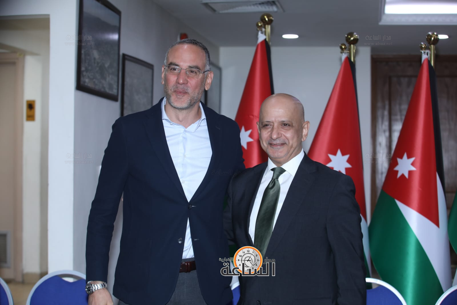 Madar Al-Saa Images 0.8602720606371315