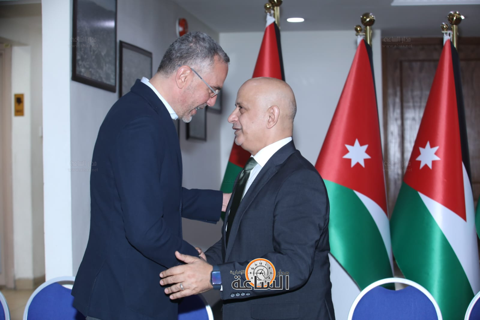 Madar Al-Saa Images 0.09161205198112676