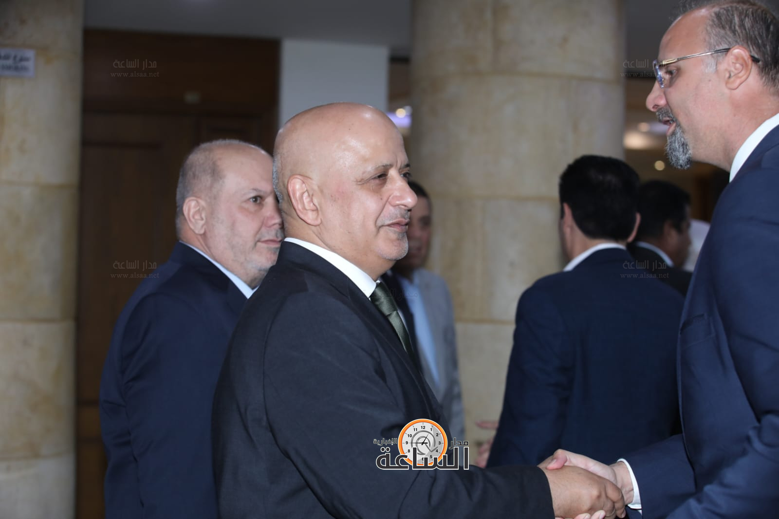 Madar Al-Saa Images 0.44143940627811484