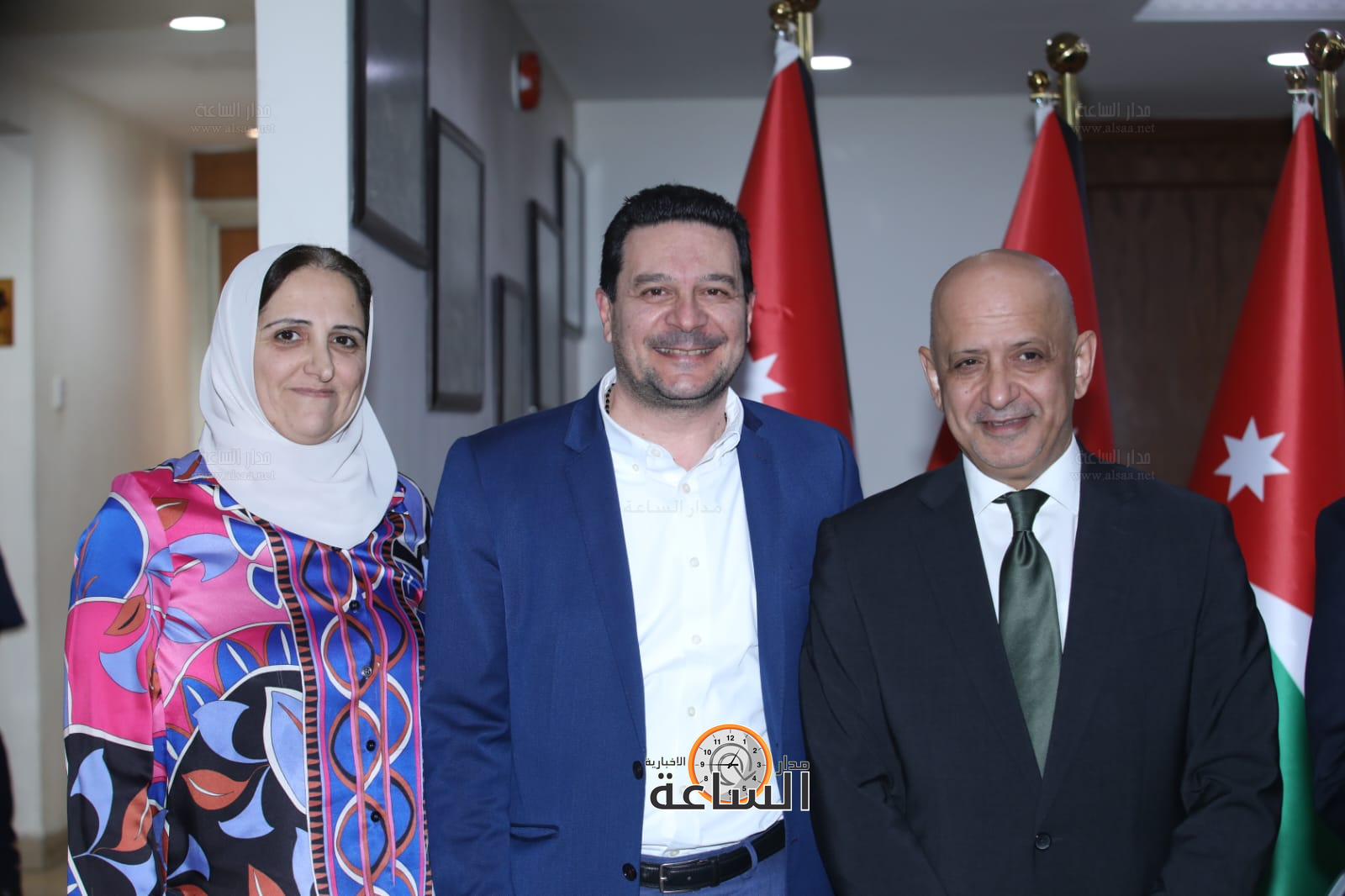 Madar Al-Saa Images 0.6248679165806894