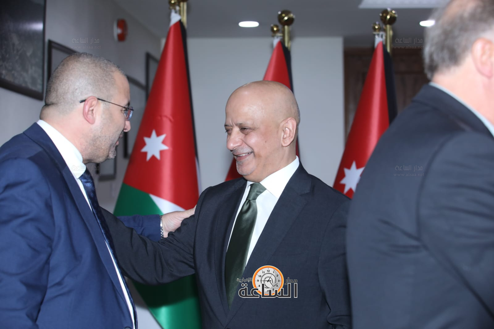 Madar Al-Saa Images 0.043349026062937224