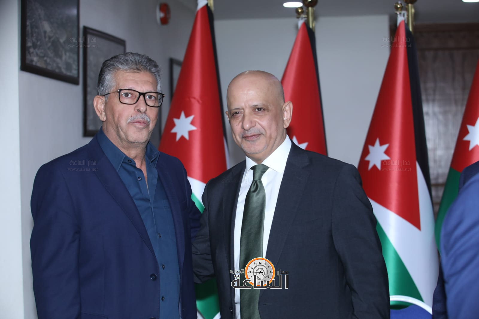 Madar Al-Saa Images 0.8683698567376781