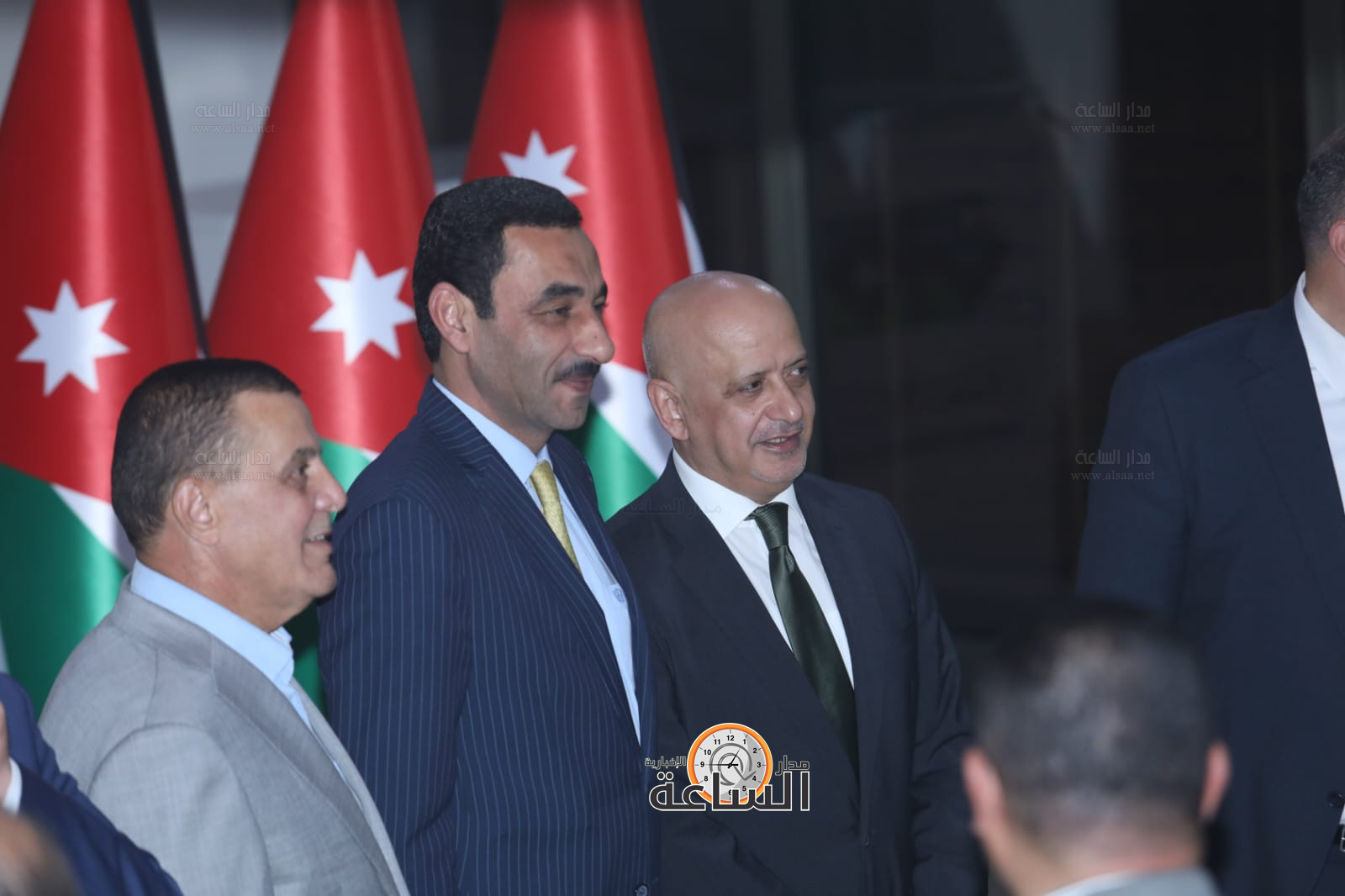 Madar Al-Saa Images 0.10648442257543511