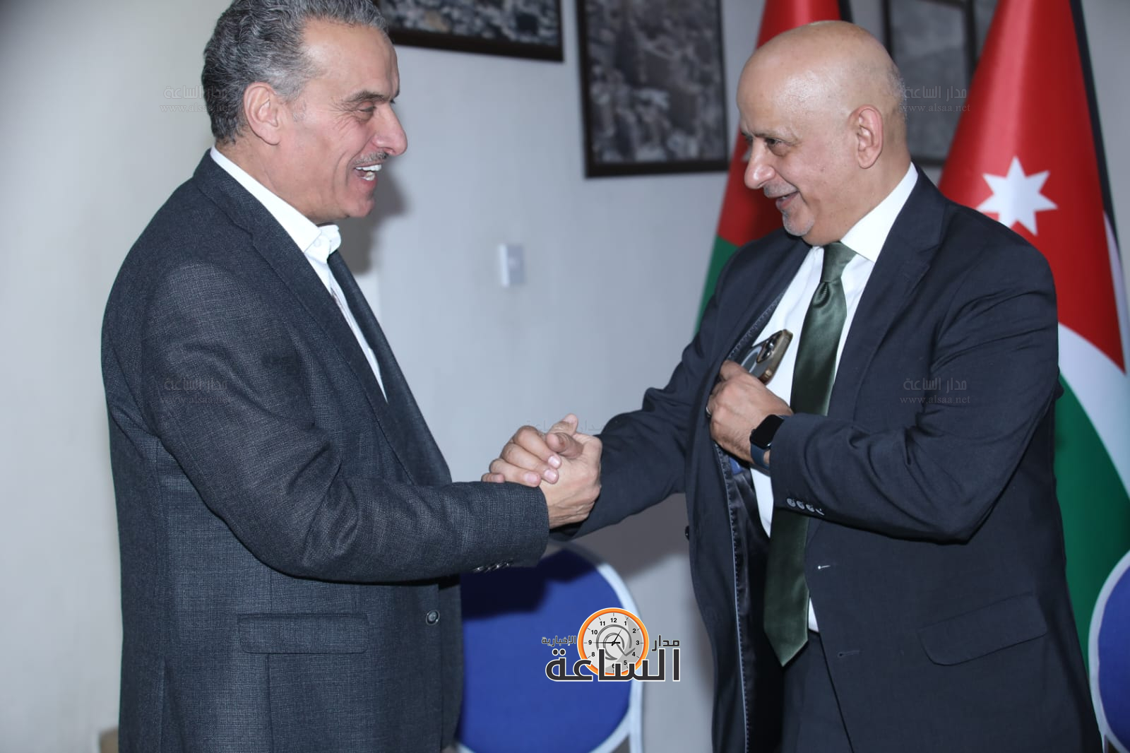 Madar Al-Saa Images 0.6132497667999255