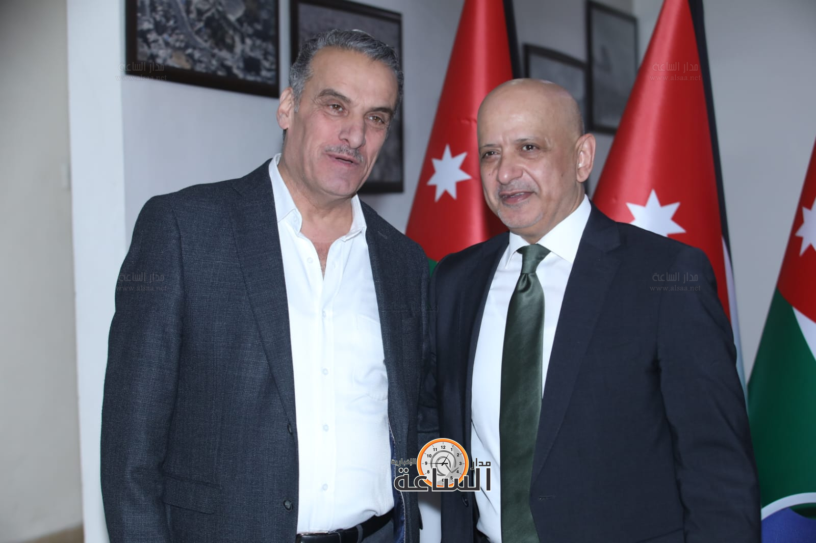 Madar Al-Saa Images 0.43367858739423704