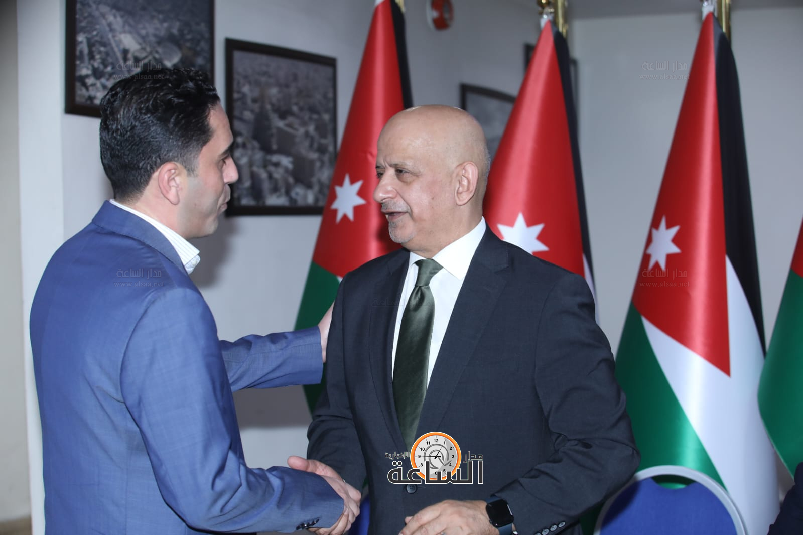 Madar Al-Saa Images 0.942520333926427