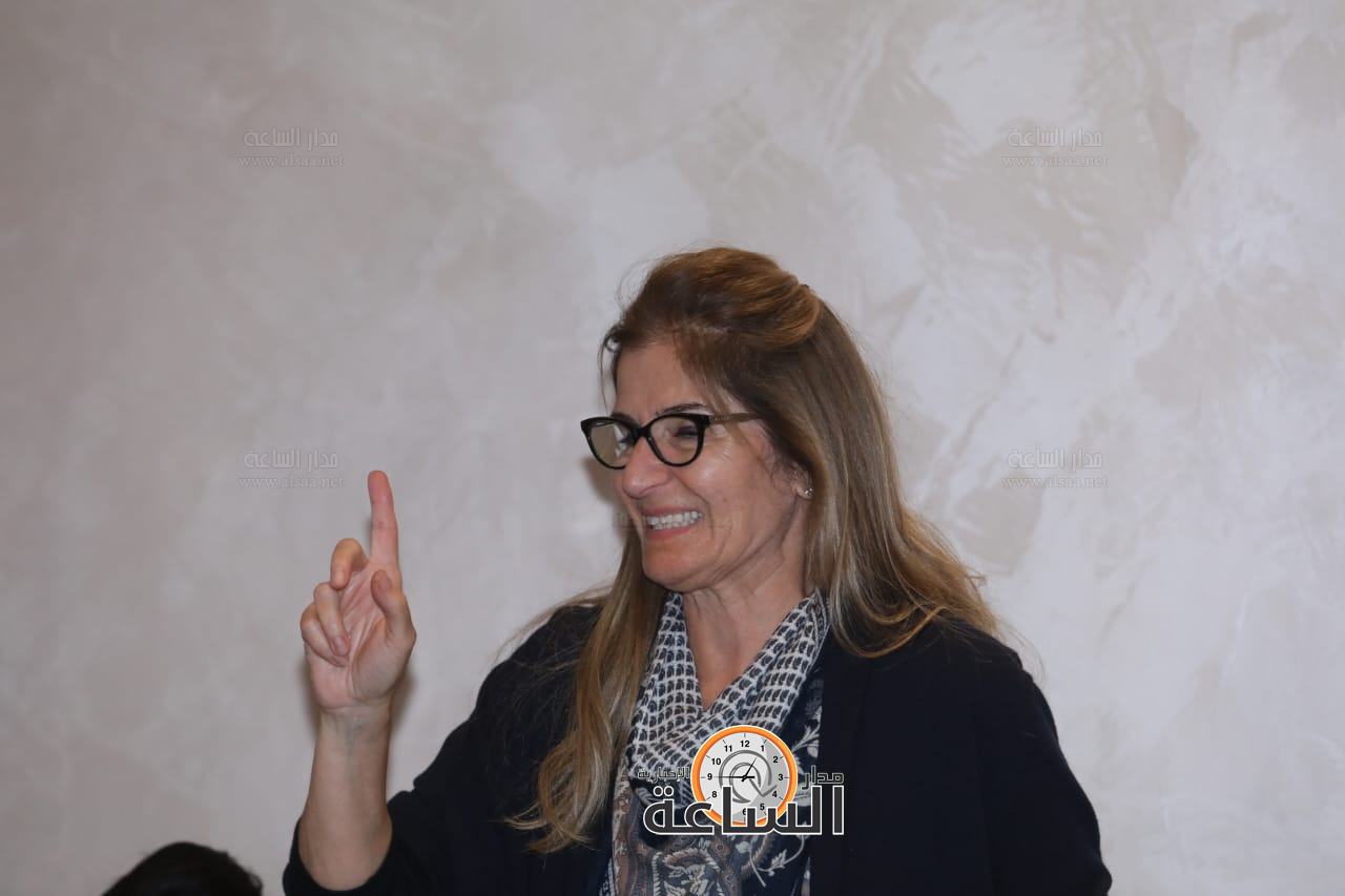 Madar Al-Saa Images 0.22952898754807682