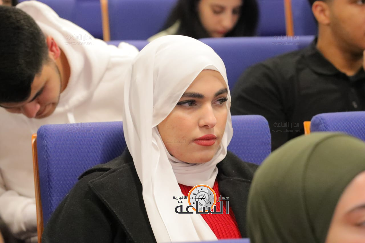 Madar Al-Saa Images 0.4701382342425997