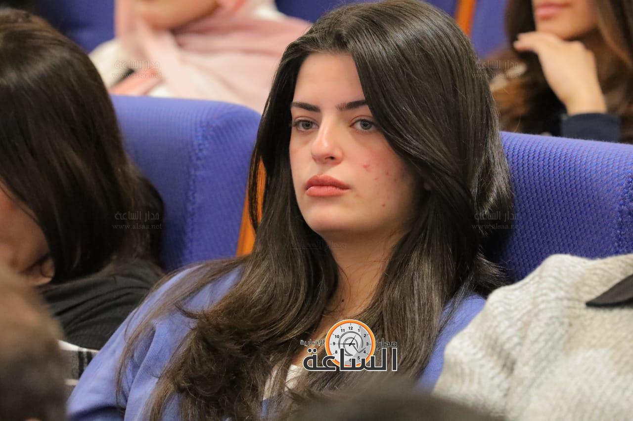 Madar Al-Saa Images 0.4055654276687699