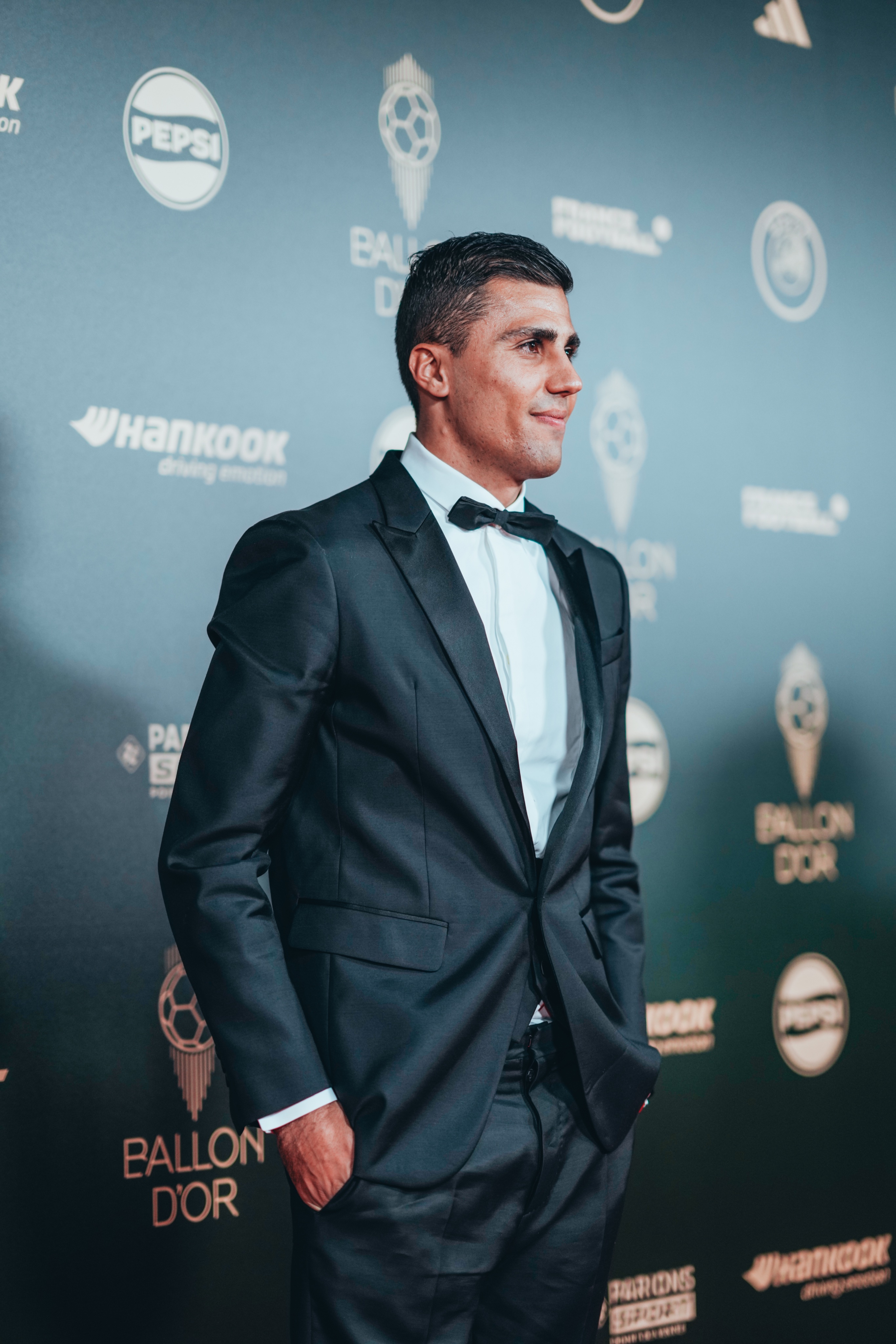 Madar Al-Saa Images 0.8616181149669699