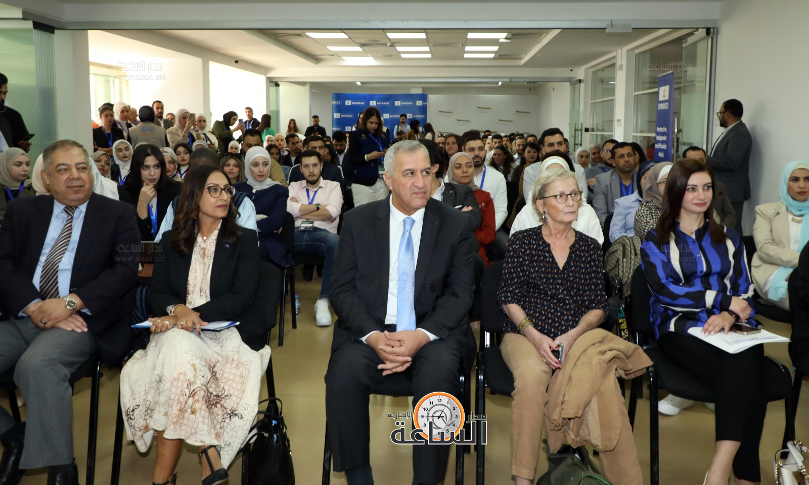 Madar Al-Saa Images 0.8268517609887618