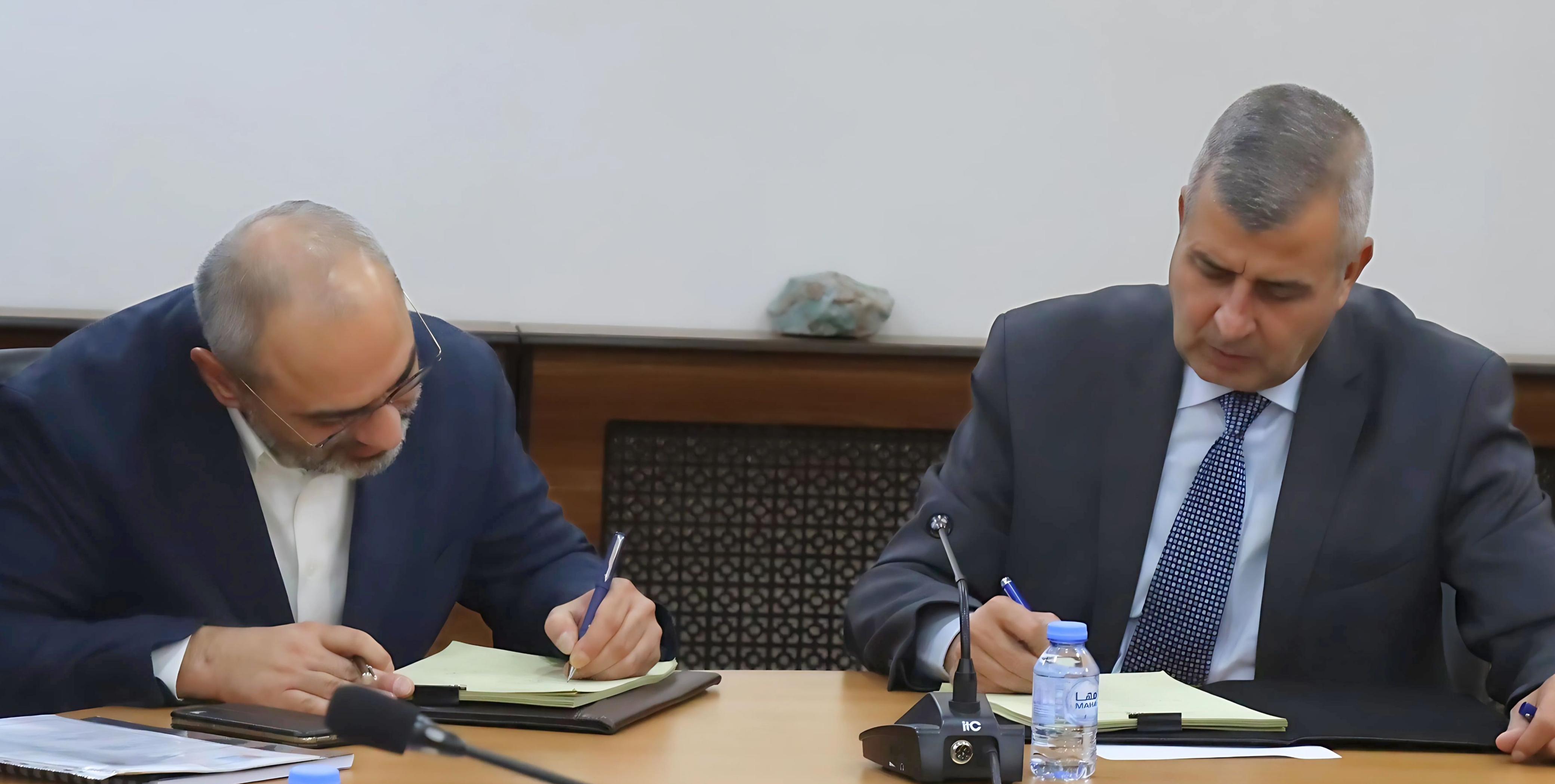 Madar Al-Saa Images 0.5492364067826205