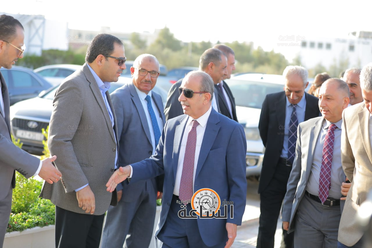 Madar Al-Saa Images 0.26597869476605496