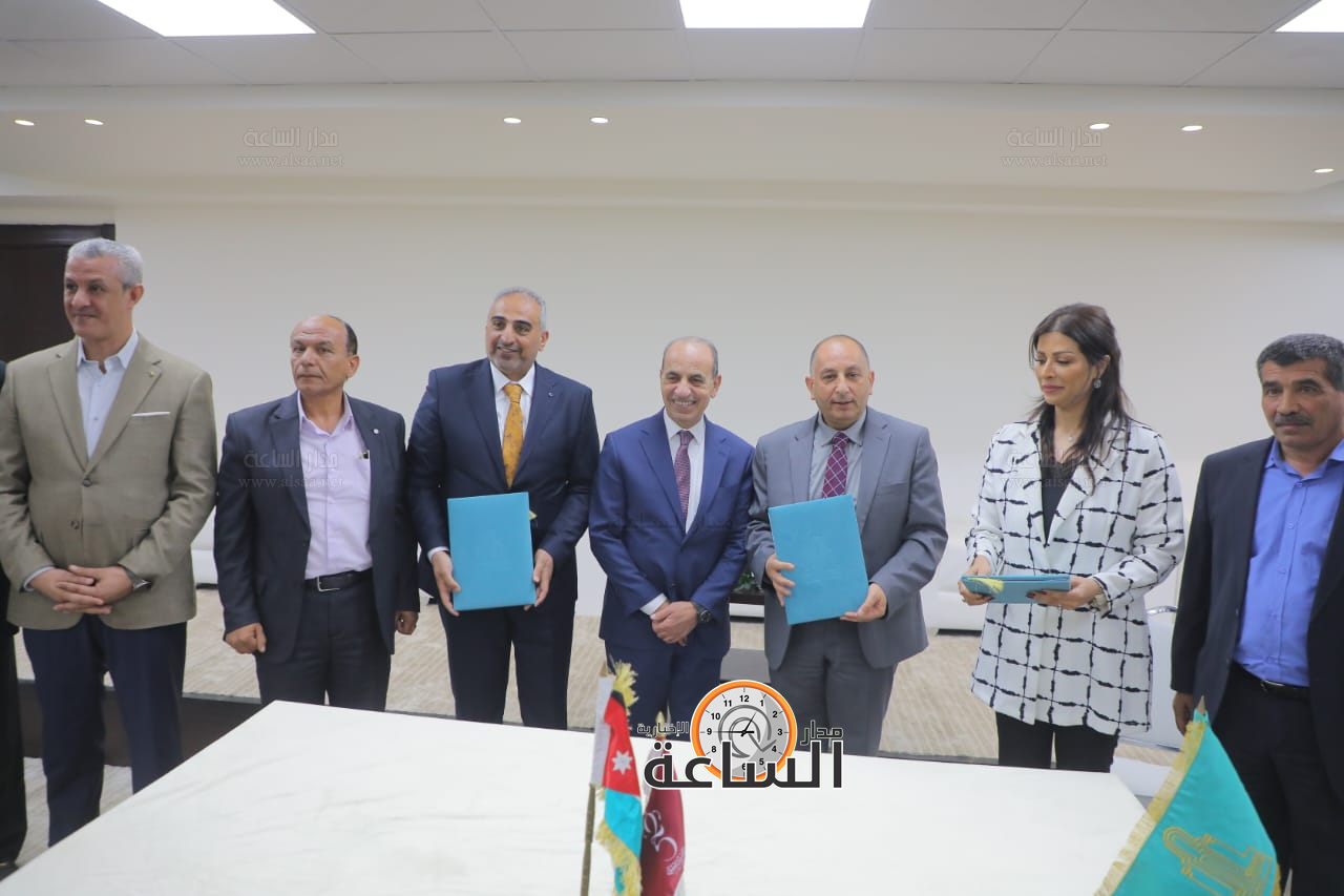 Madar Al-Saa Images 0.753567294404025