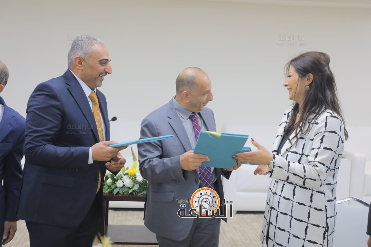 Madar Al-Saa Images 0.8255673729660684