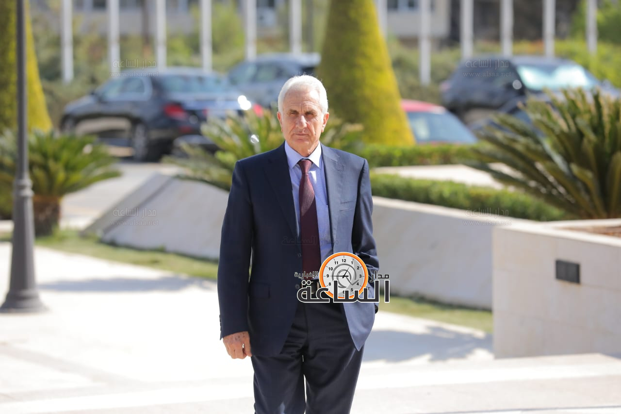 Madar Al-Saa Images 0.5714822686128478