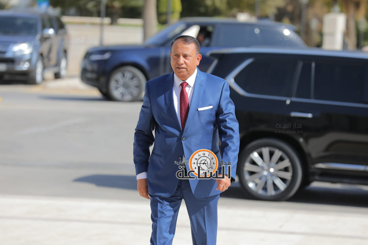 Madar Al-Saa Images 0.4191180042679157