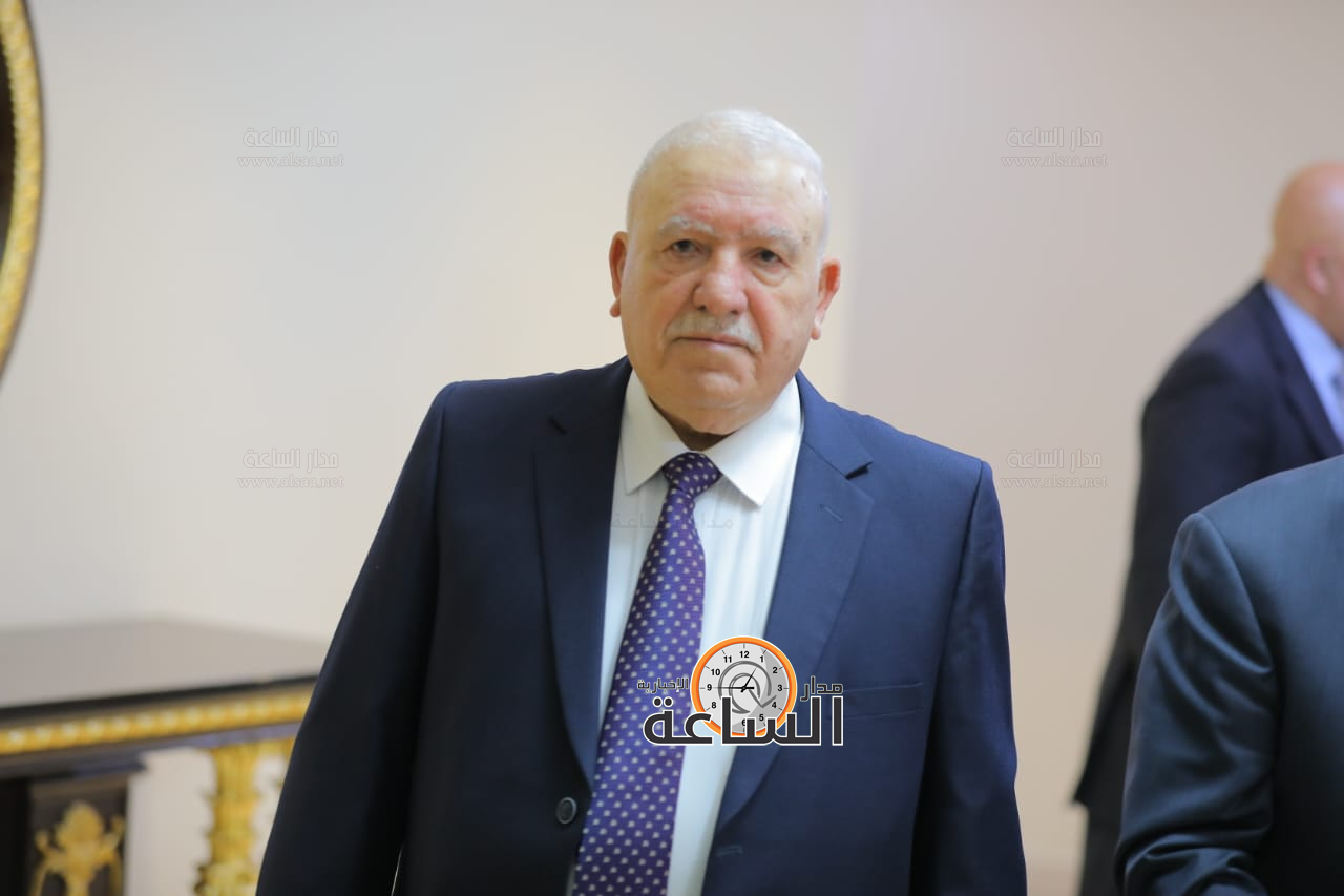 Madar Al-Saa Images 0.561692101134287